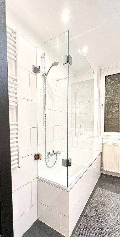Geraeumiges City-Apartment Mit 2 Badezimmer Und Parkplaetzen D46-Og Ольденбург Экстерьер фото