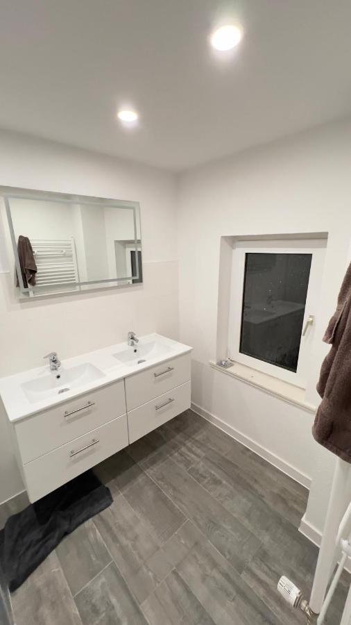 Geraeumiges City-Apartment Mit 2 Badezimmer Und Parkplaetzen D46-Og Ольденбург Экстерьер фото
