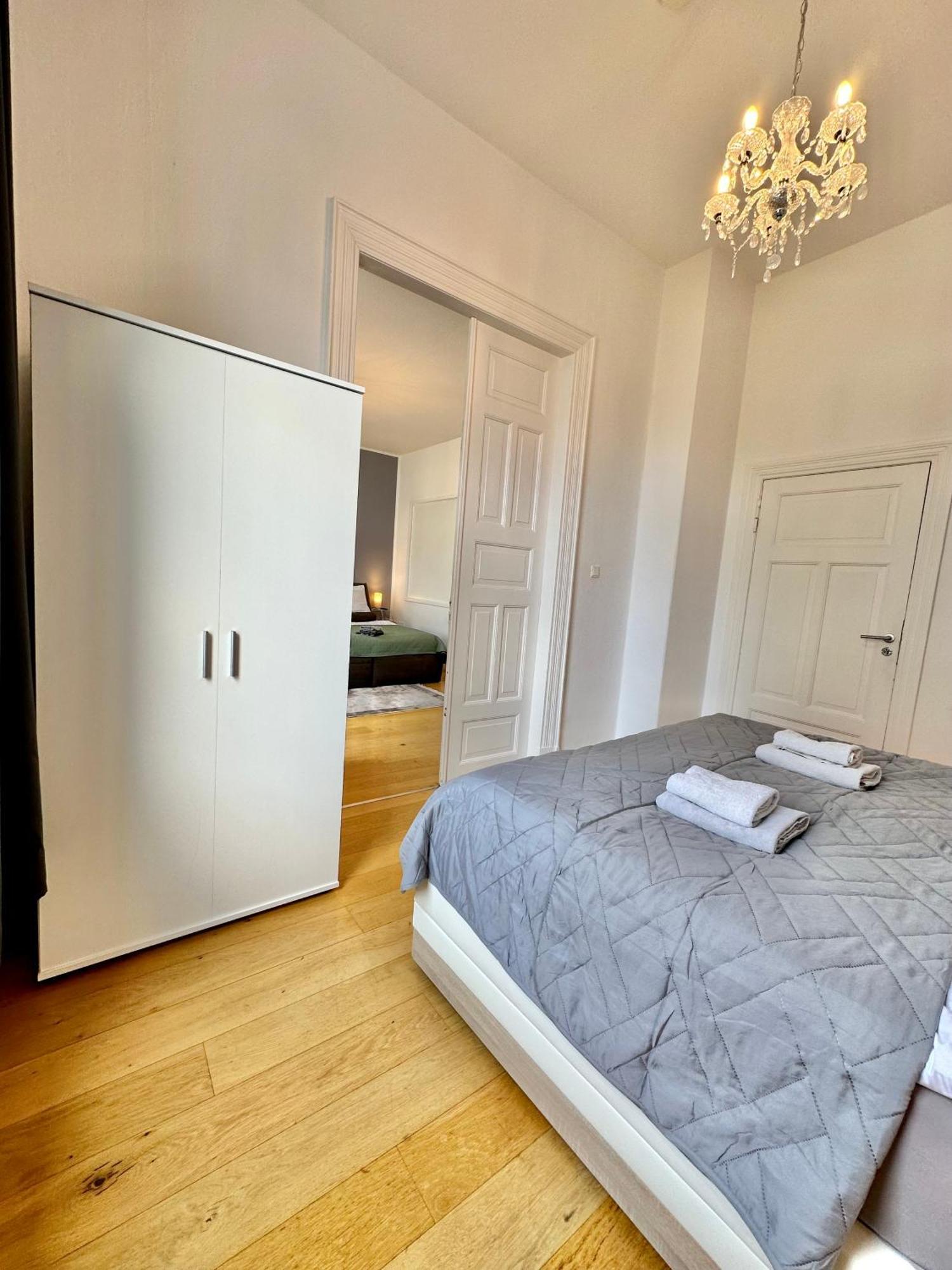 Geraeumiges City-Apartment Mit 2 Badezimmer Und Parkplaetzen D46-Og Ольденбург Экстерьер фото