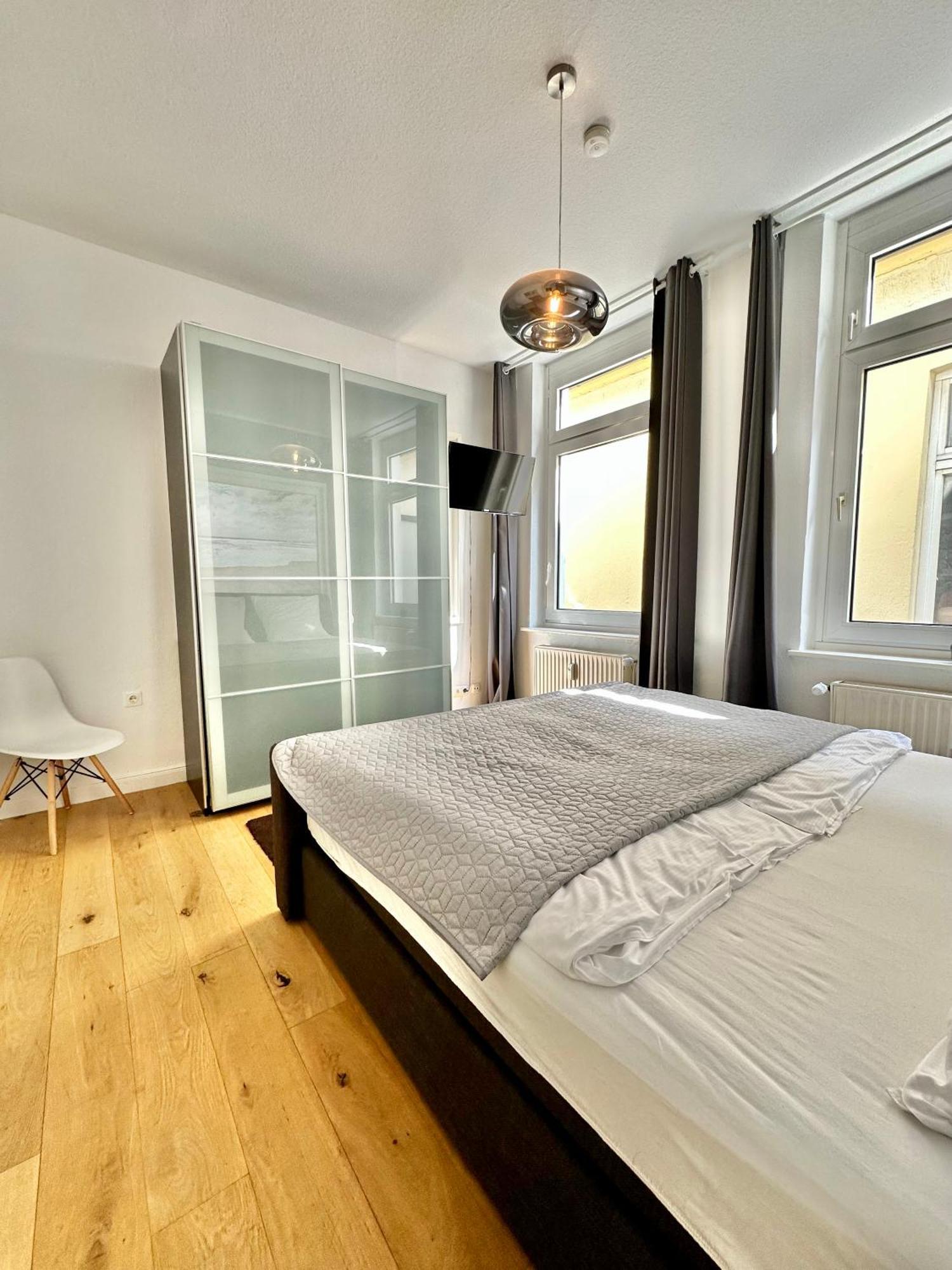 Geraeumiges City-Apartment Mit 2 Badezimmer Und Parkplaetzen D46-Og Ольденбург Экстерьер фото