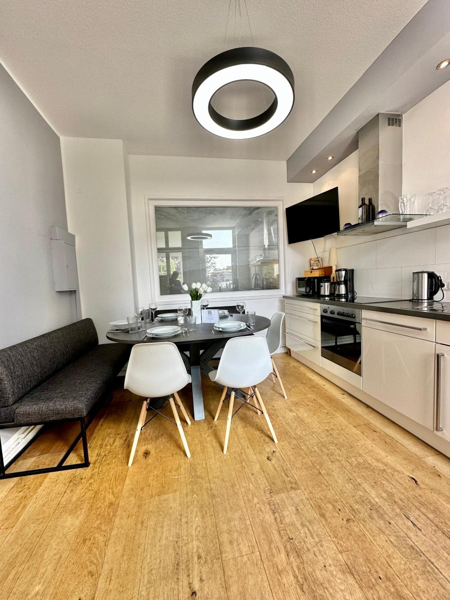 Geraeumiges City-Apartment Mit 2 Badezimmer Und Parkplaetzen D46-Og Ольденбург Экстерьер фото